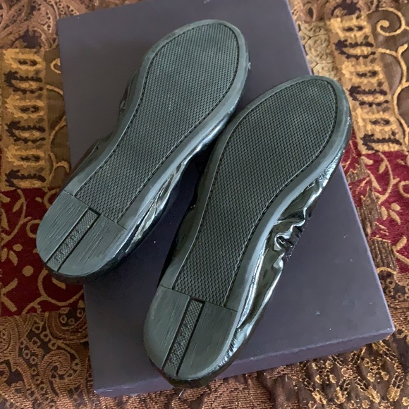 Authentic Prada logo flats - Picture 7 of 13